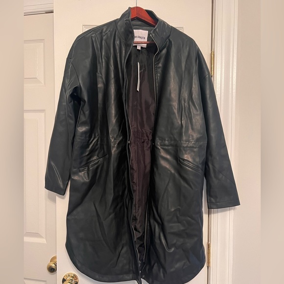 BB DAKOTA NEVER WORN: light pleather jacket - Picture 5 of 9